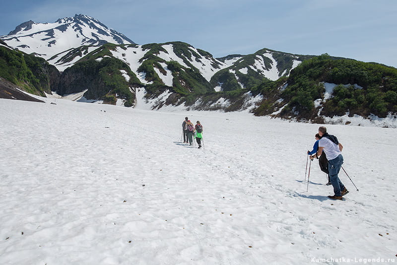 подъем по туристической тропе