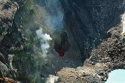 кратеры вулкана Горелый