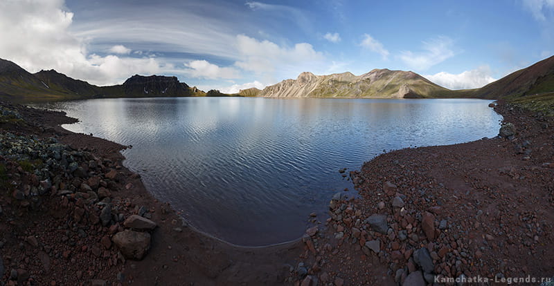 озеро вулкана Хангар