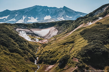 Дачные источники с туристами