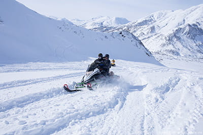Поездка на снегоходах
