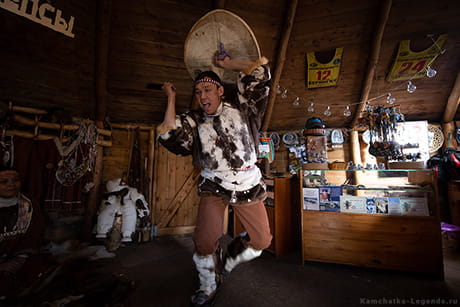 Выступление этнического коллектива