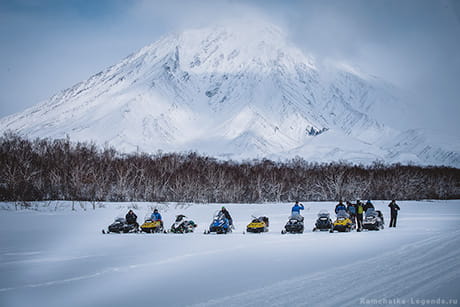 Корякский вулкан на снегоходах