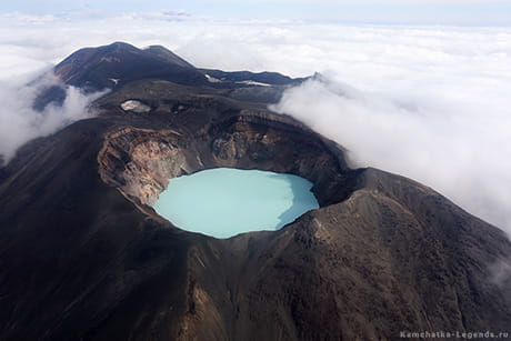 озеро в кратере вулкана Малый Семячик