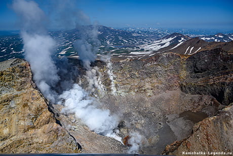 облет Мутновского вулкана